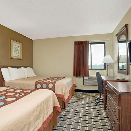 Super 8 By Wyndham Melrose Hotel Kültér fotó